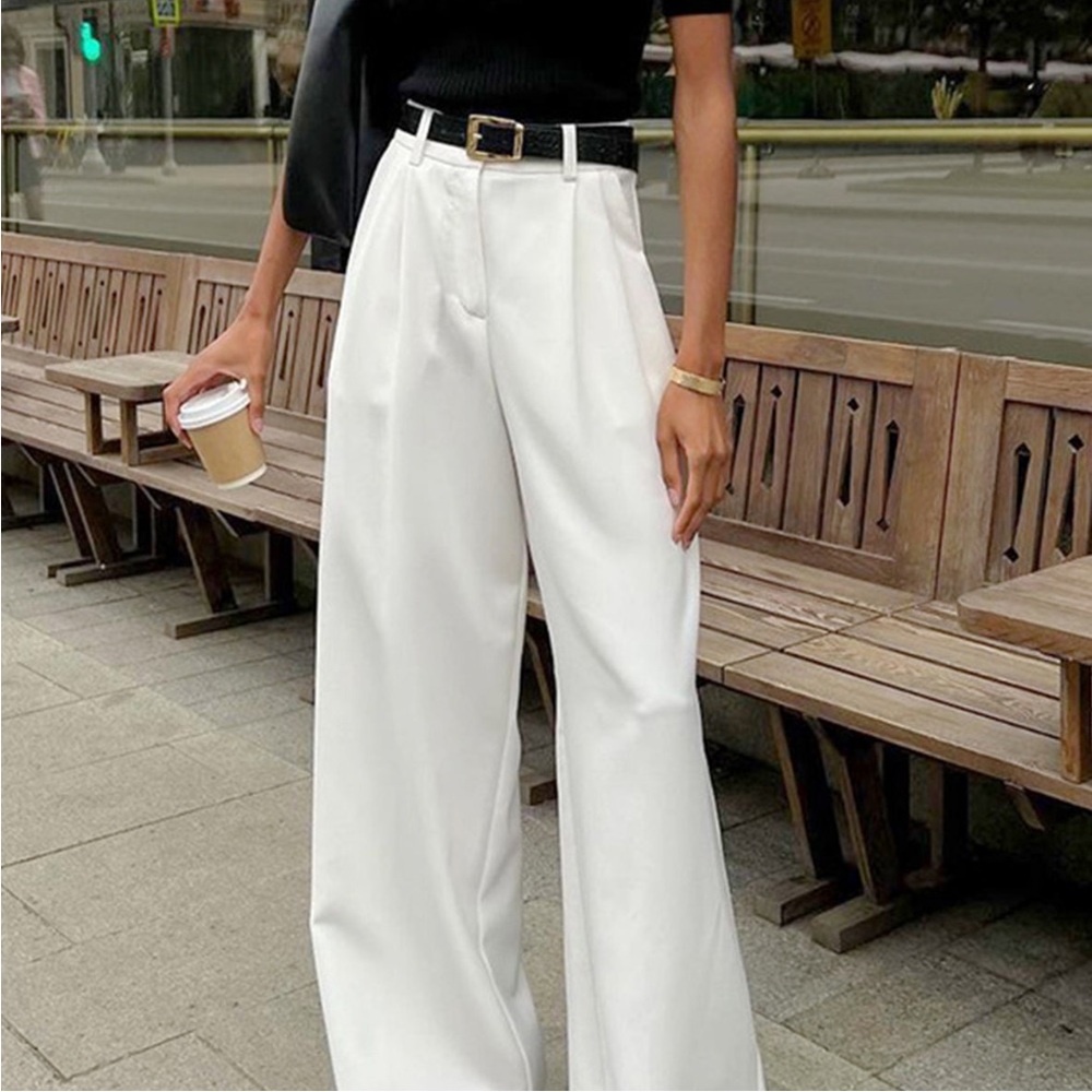 NWT - wide leg white trousers